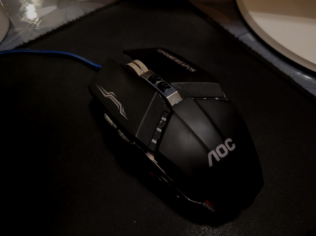 My mouse's light being turned off